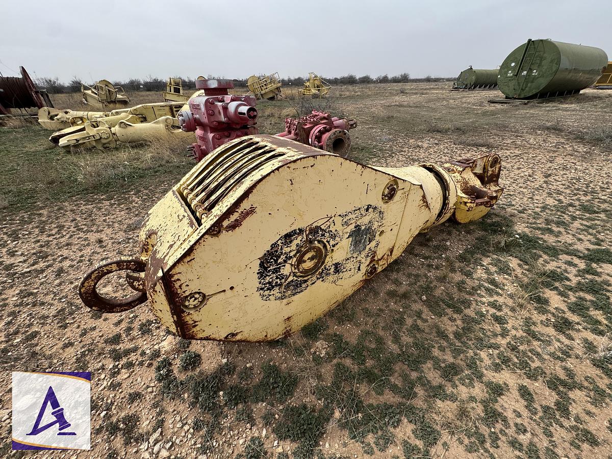 Used YG 225 Block Hook Combo