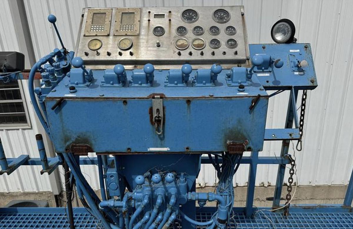 Used 2005 Trailer Mounted Frac Blender