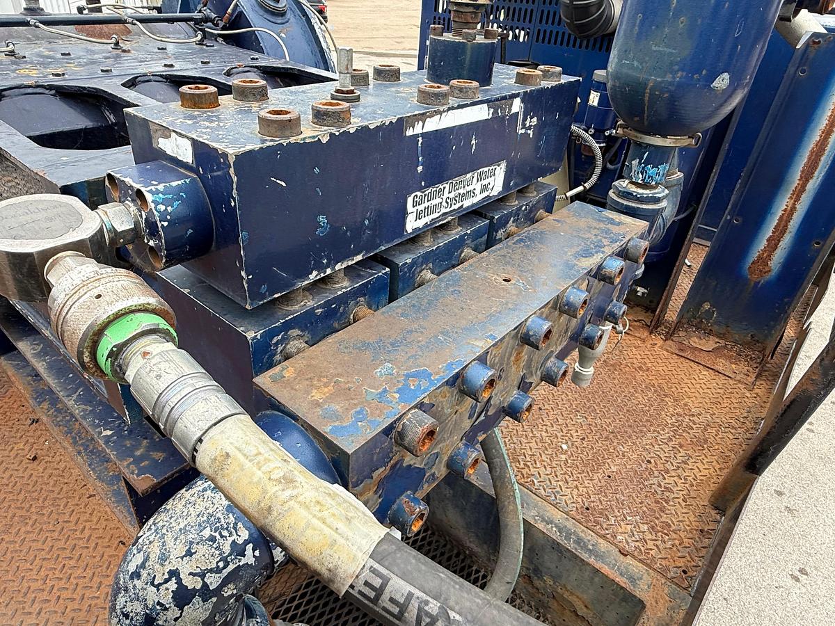 Used 2005 Kenworth T800 Pump Truck - Gardner Denver / OPI 10K Triplex Pump - Fully Functional!