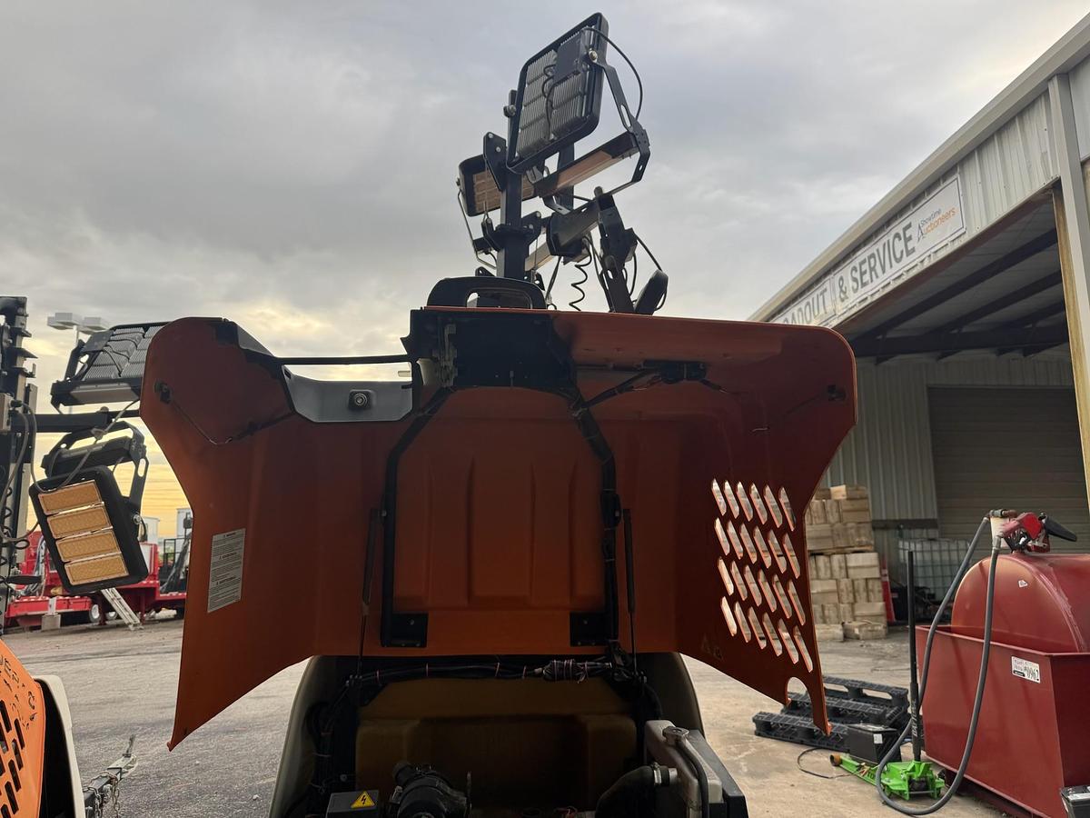 Used 2018 Generac MLT6SMD 6KW S/A Bumper Pull LED Light Tower