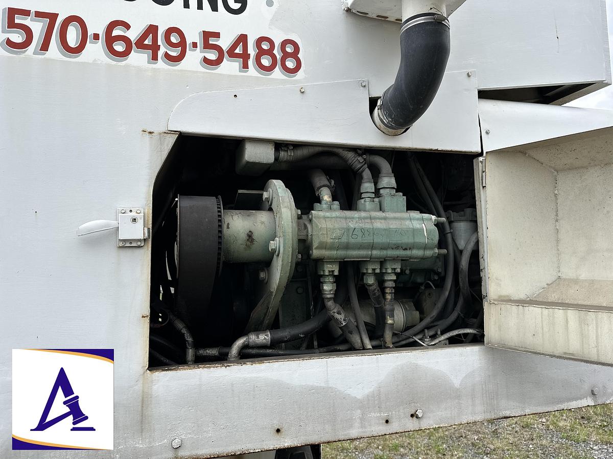 Used 1984 JLG 8812 55' Boom 10' Jib