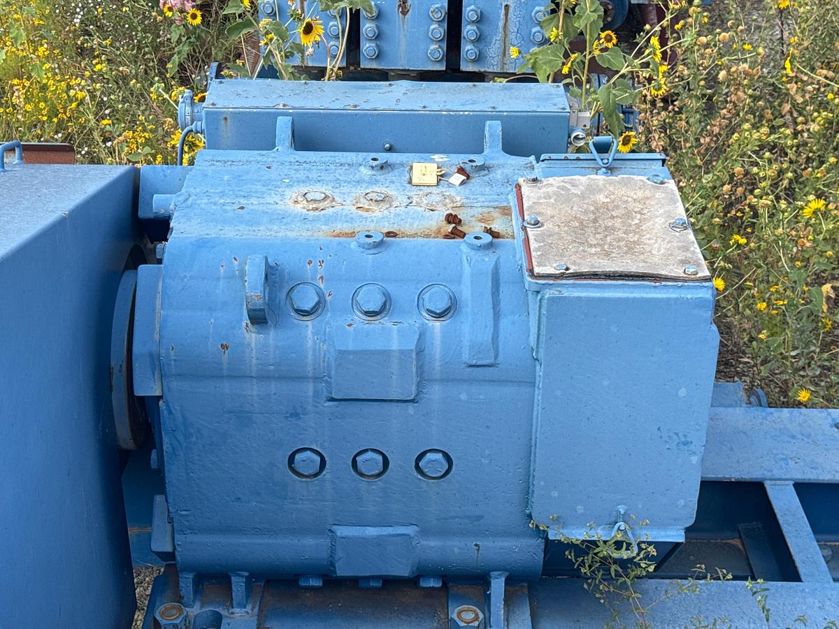 Used National Oilwell 9P-100 Triplex Mud Pump
