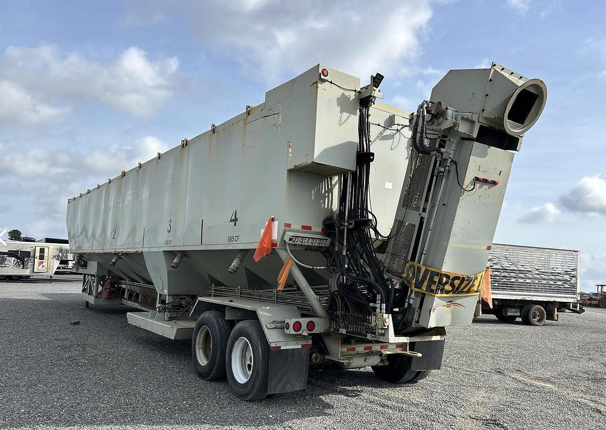 Used 2011 Appco FS-40 Bulk Sand Storage Trailer