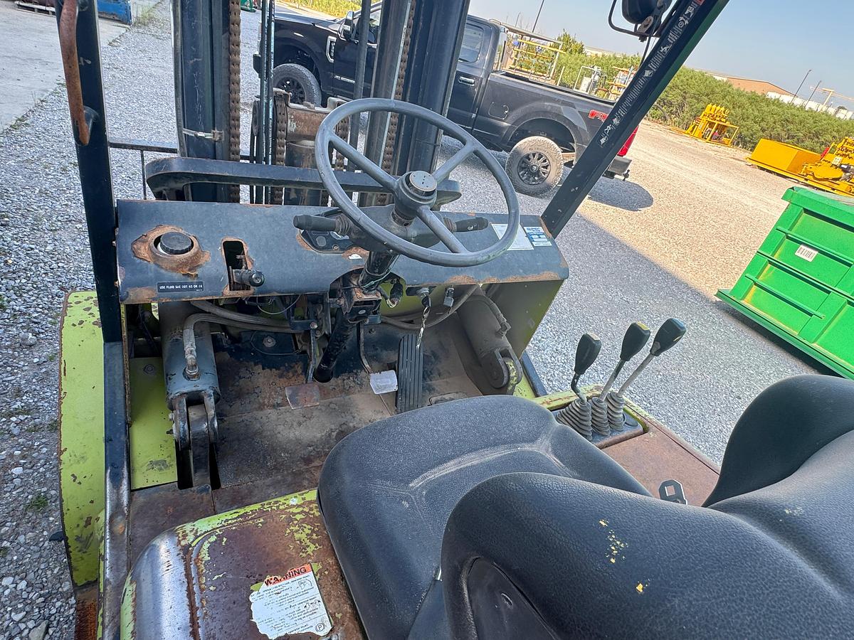 Used Clark CHP 40D 8,000lb Forklift