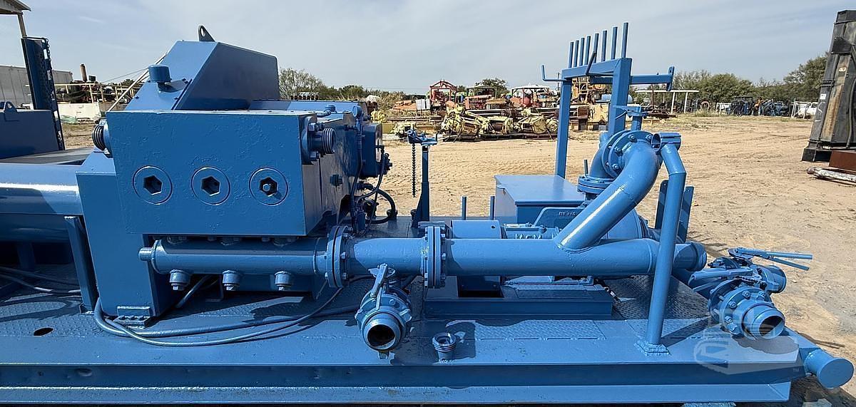 Used Kerr T-60 Triplex Pump Powered by C15 Engine