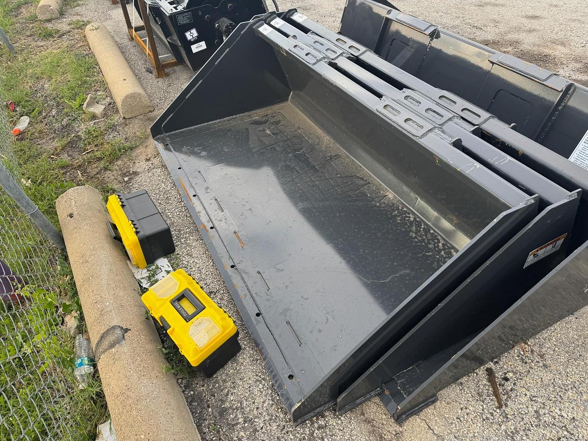 Used 2025 Wolverine TDB-11-72W Track Duty Bucket Skid Steer Attachment (UNUSED)