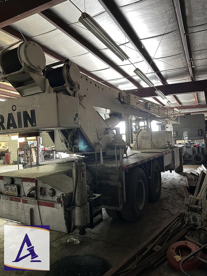 Used 1989 Lorain T250 - 94' Boom, 42' Jib