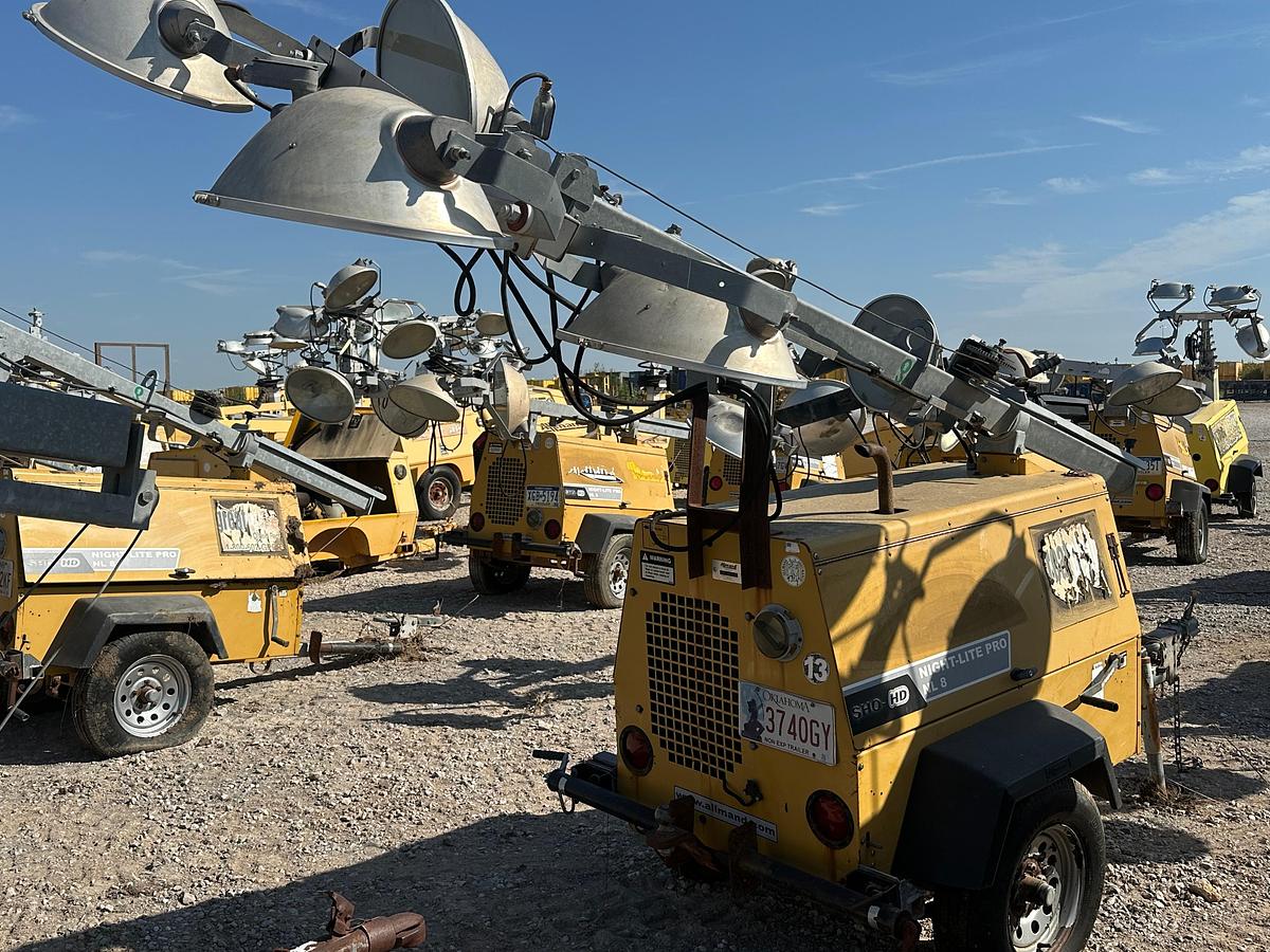 Used Allmand NightproNL8 8kw Light Plant with CAT Engine