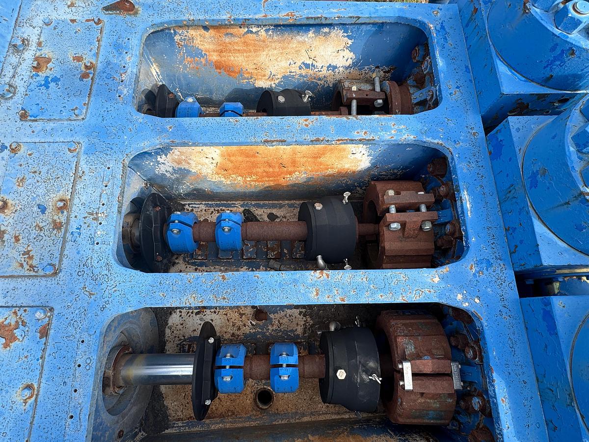 Used National Oilwell 9P-100 Triplex Mud Pump