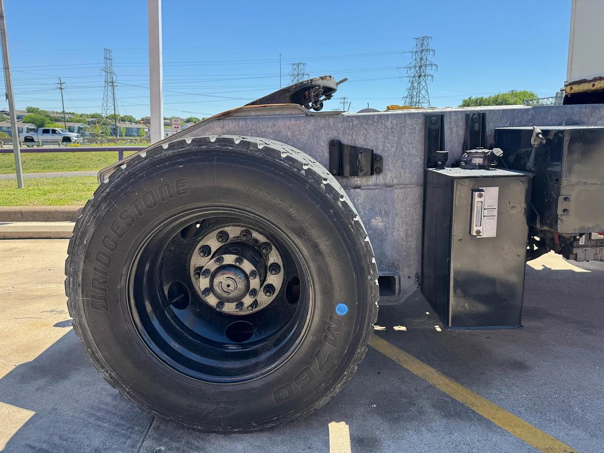 Used 2019 Autocar 4x2 Spotter Truck