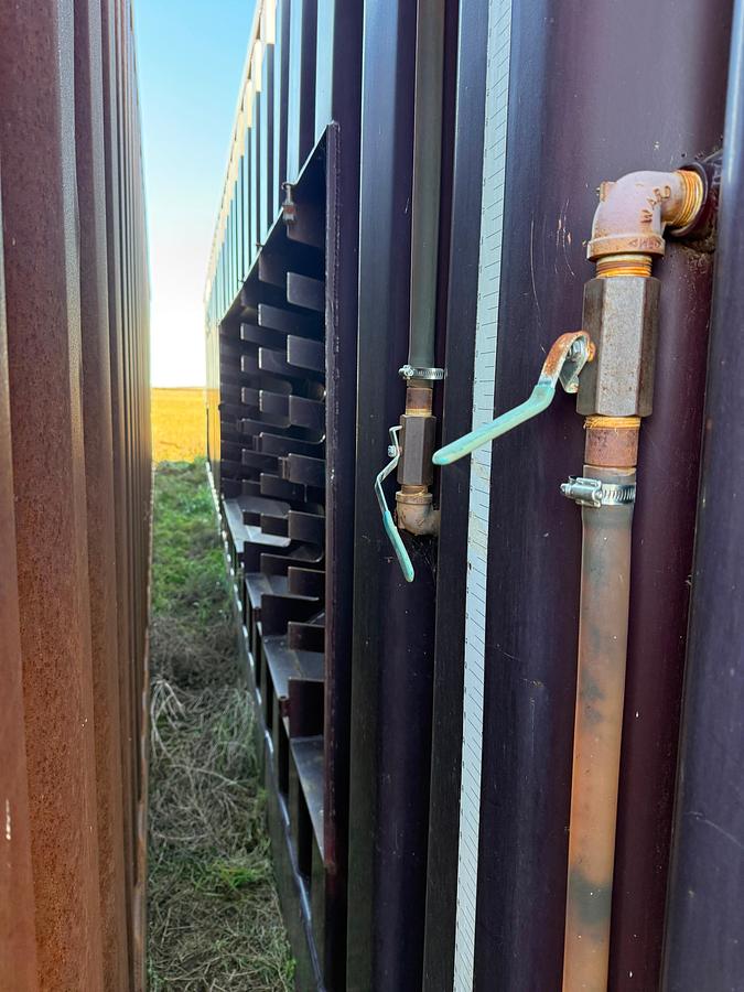 Used 440 BBLS Trailer Mounted Open Top Frac Tank