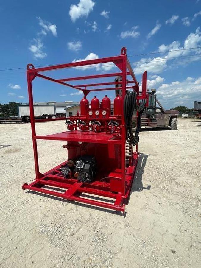 Used BOP 4 Station Closing Unit