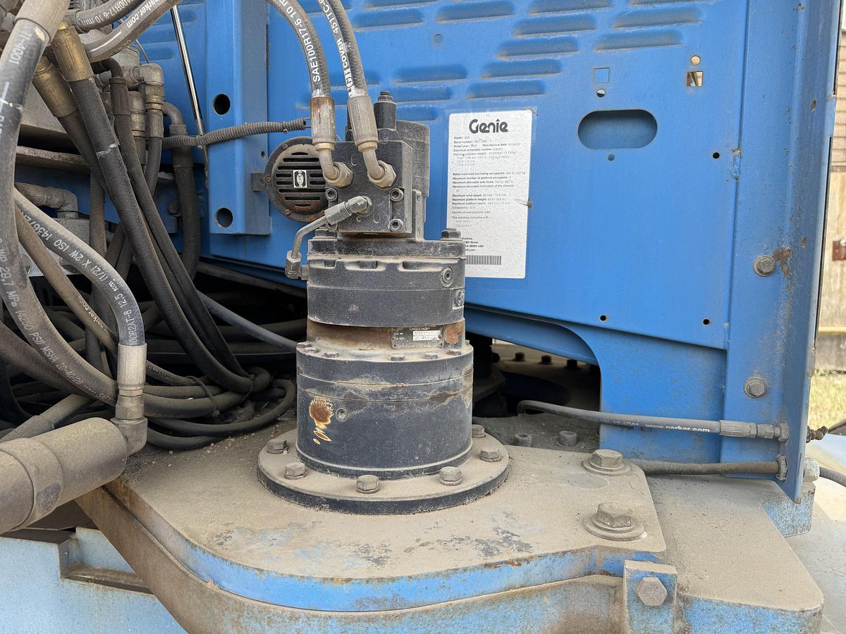 Used 2002 Genie S-65 4x4 Telescopic Boom Lift