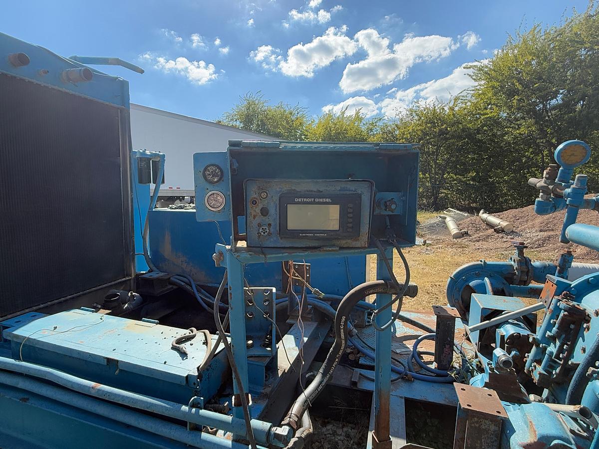 Used OPI 1000 Triplex Pump w/ Detroit Series 2000 Diesel Engine