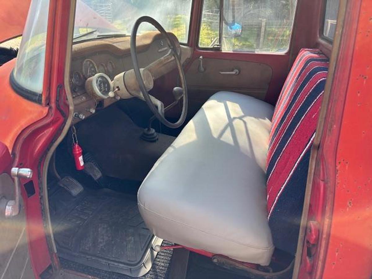 Used 1965 International D1500