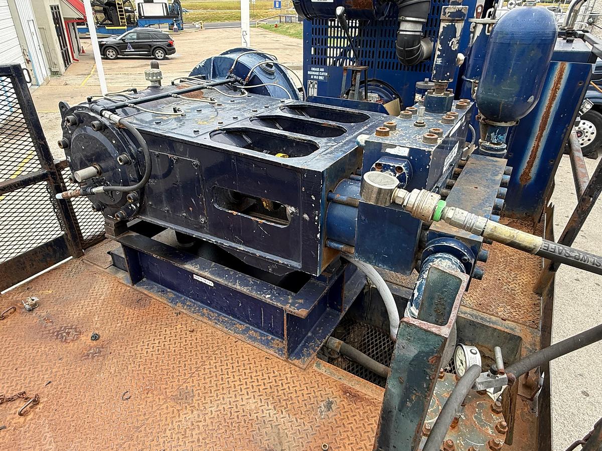 Used 2005 Kenworth T800 Pump Truck - Gardner Denver / OPI 10K Triplex Pump - Fully Functional!