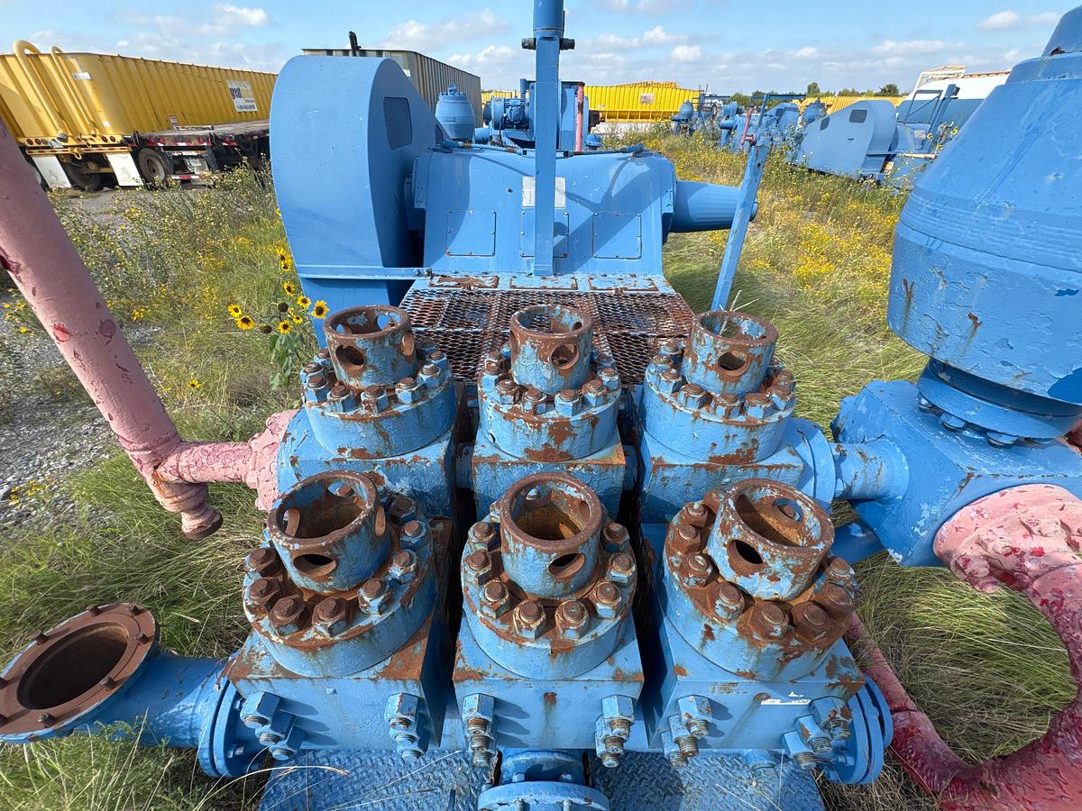 Used National Oilwell 9P-100 Triplex Mud Pump