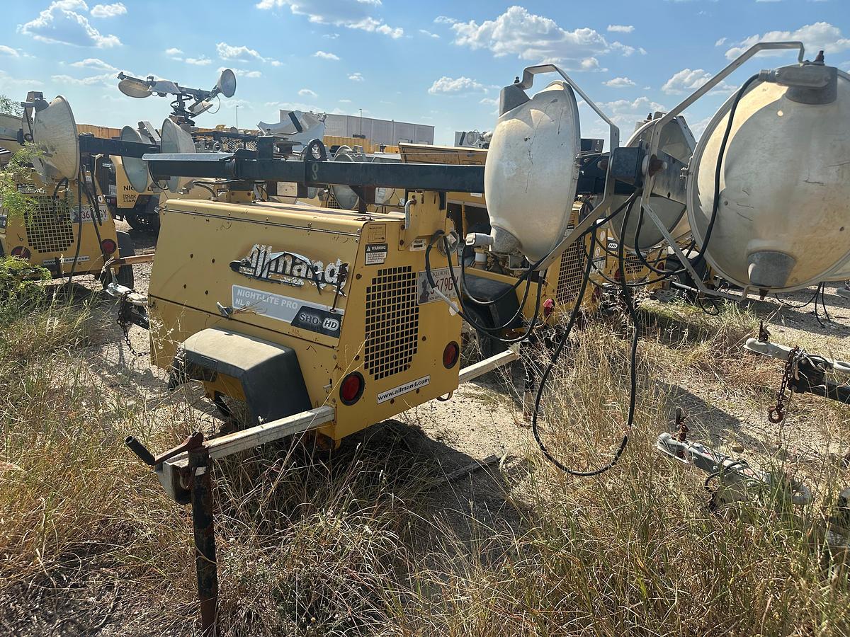 Used Allmand Night-Lite Pro NL 8 8KW Light Plant with CAT Engine