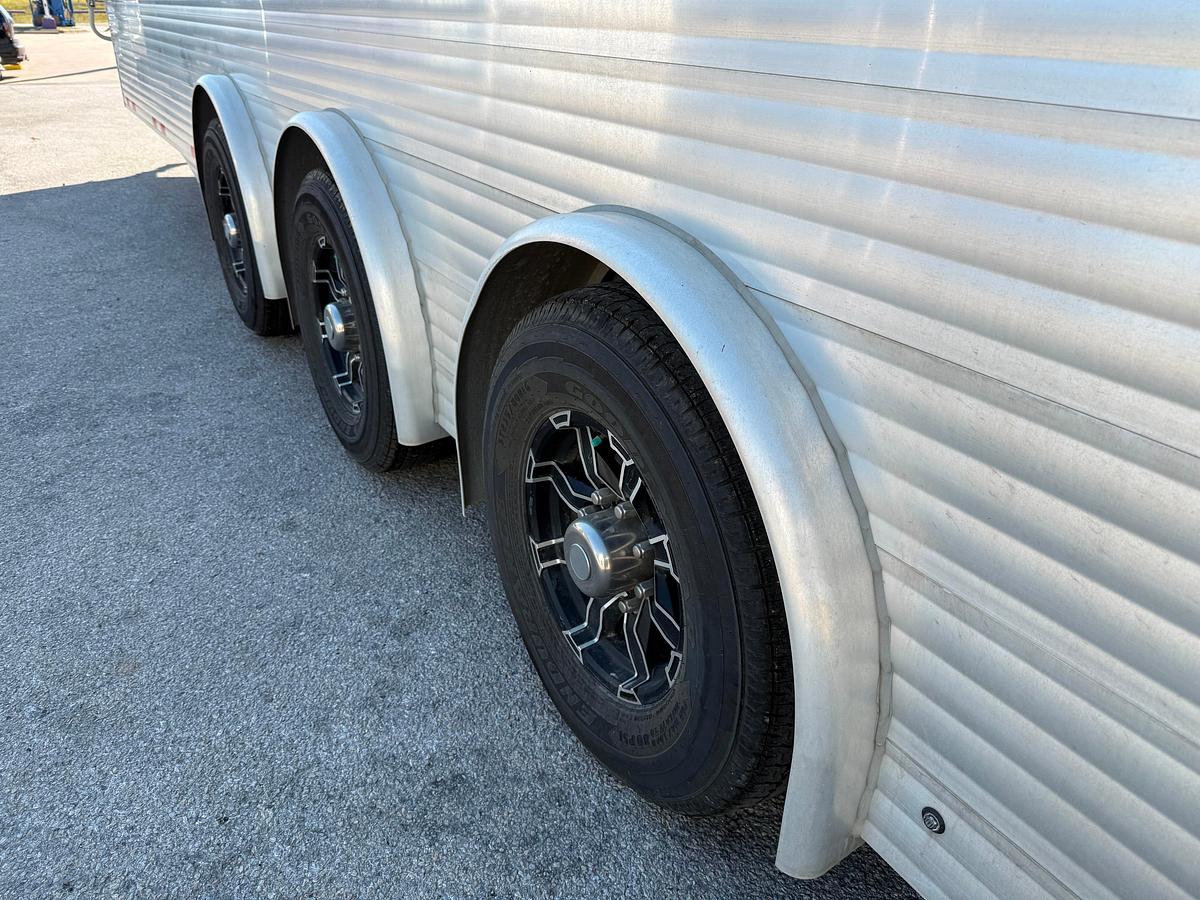 Used 2024 Sundowner Work Horse 28GN Trailer