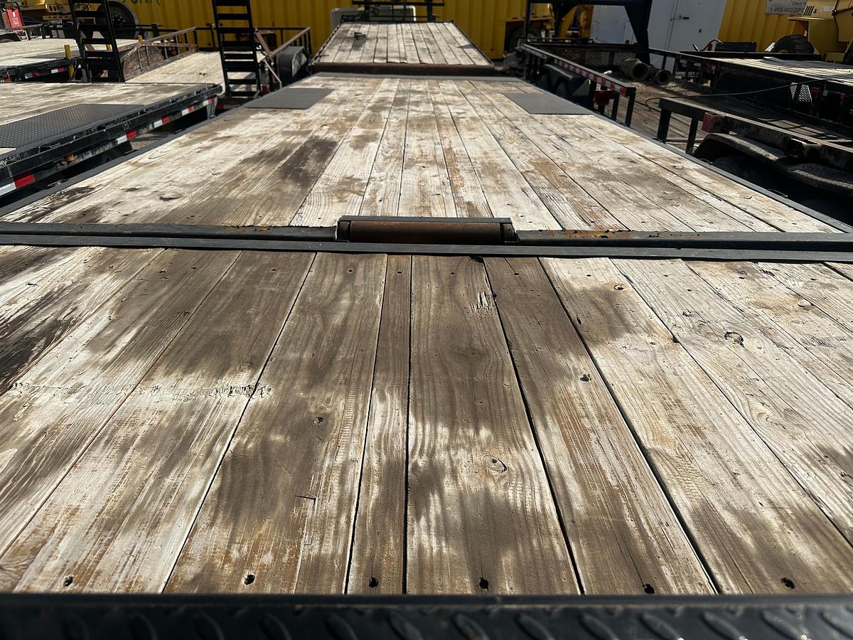 Used 2024 PJ Trailer MGF 26' Deck with Tilt Deck and Smitty Bilt 17,500 lb Winch