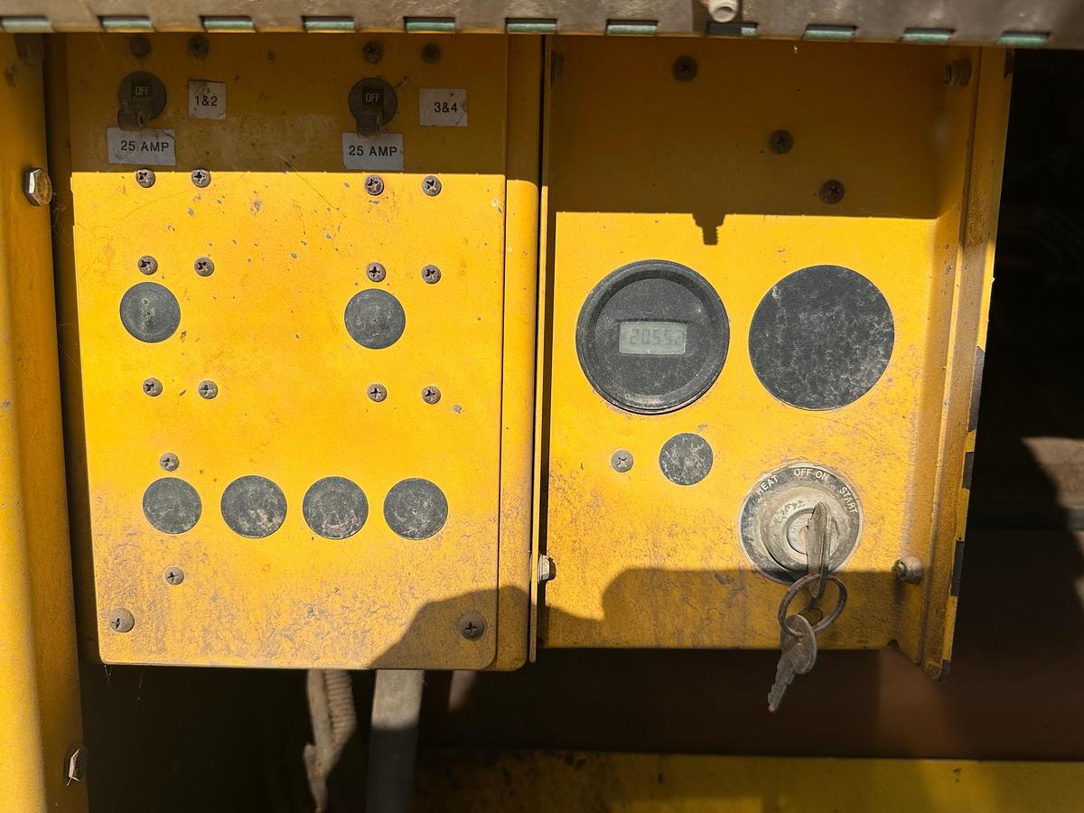 Used Allmand Maxi-Lite V