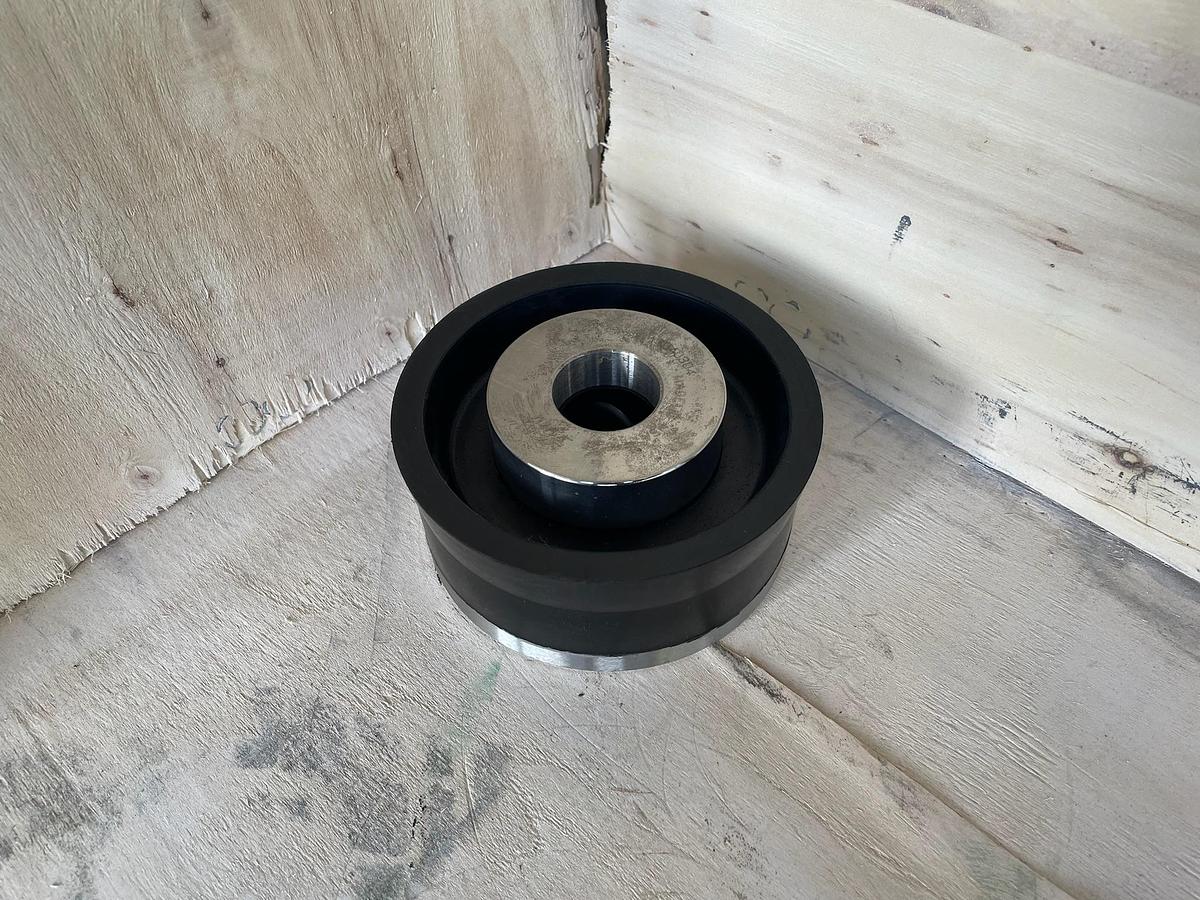 (86) Piston Rubber Bonded 6-1/4" (UNUSED)