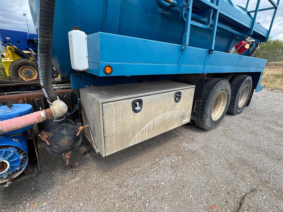 Used 2008 Kenworth T800 Vacuum Truck Cummins ISX-450 Fruitland Pump