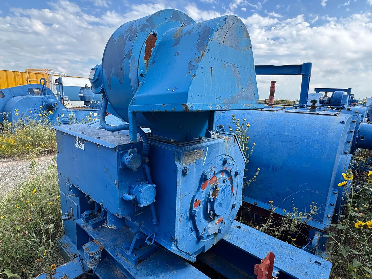 Used National Oilwell 9P-100 Triplex Mud Pump
