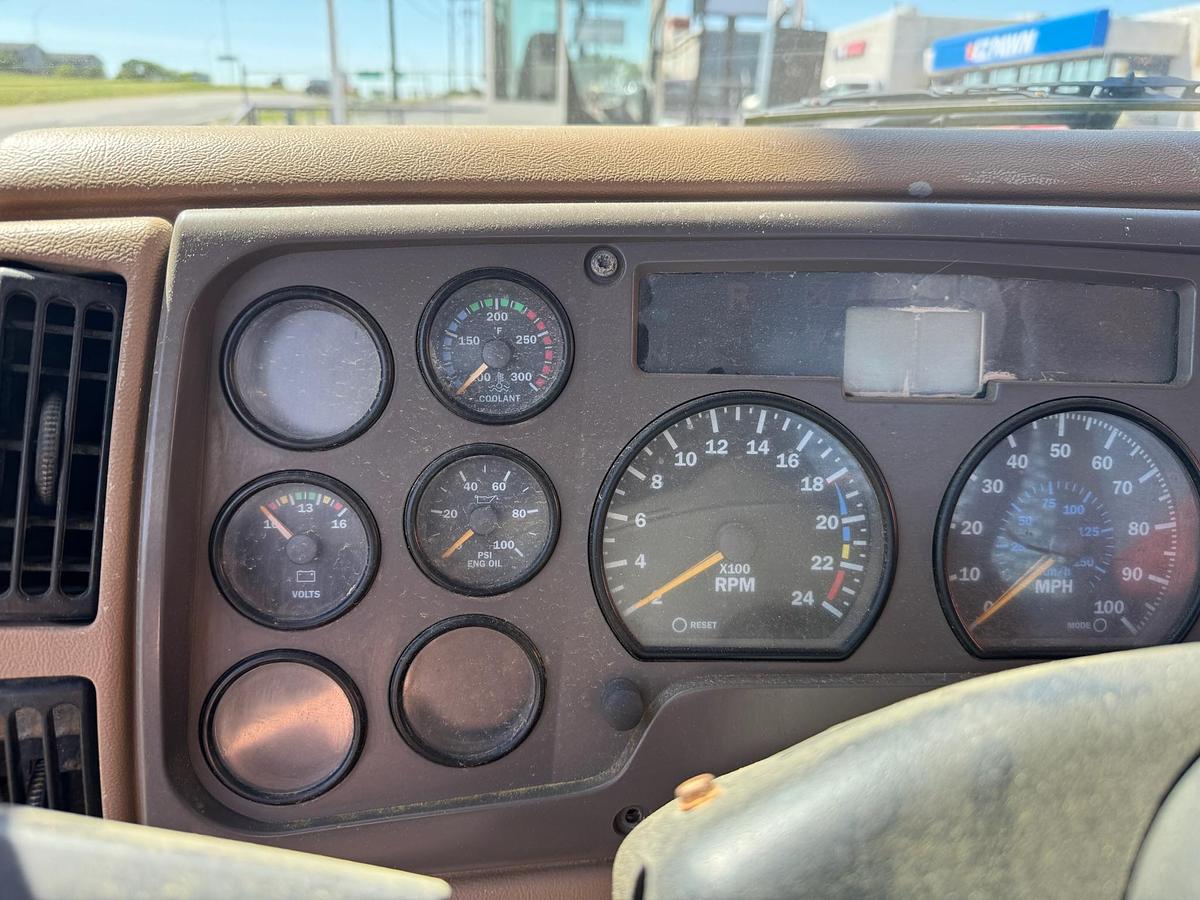 Used 2005 Mack Haul Truck CV713