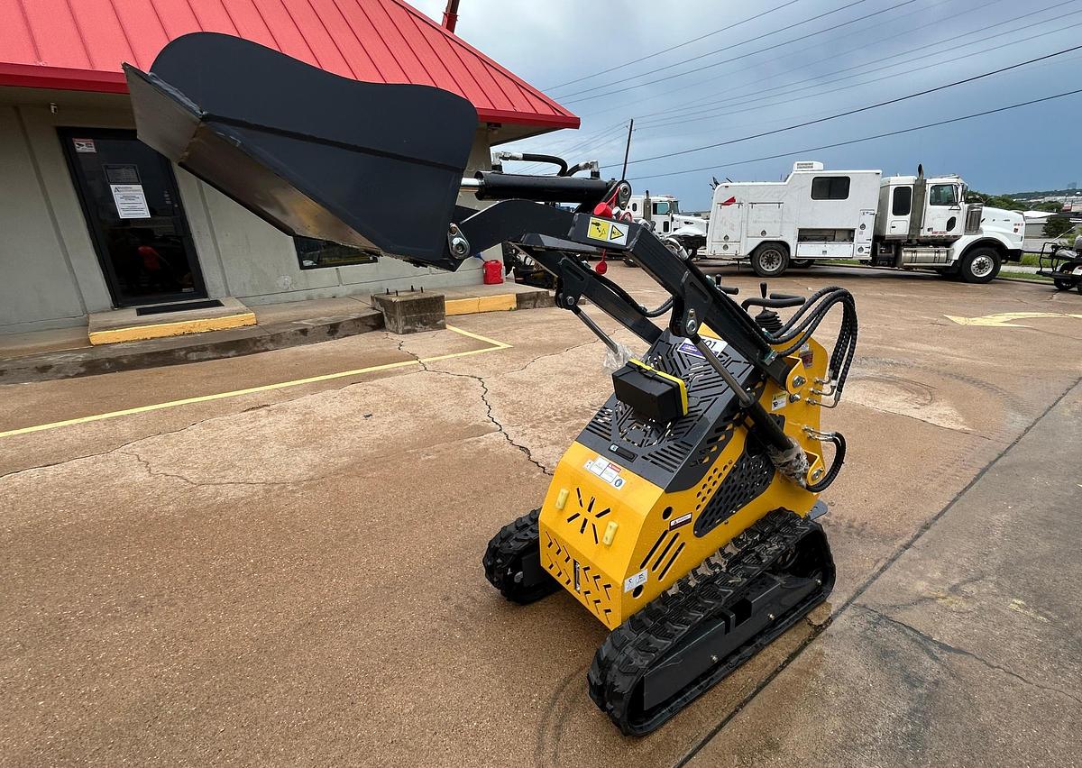 Used 2026 Sdlanch SSL60 Skid Steer Loader - BRAND NEW!