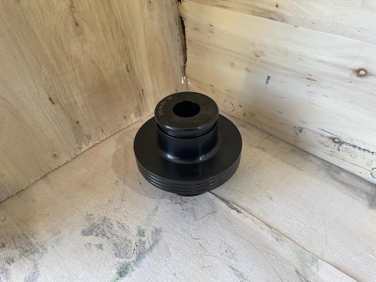 (200) Piston Hubs Ser B 5-1/2" API-3 (UNUSED)
