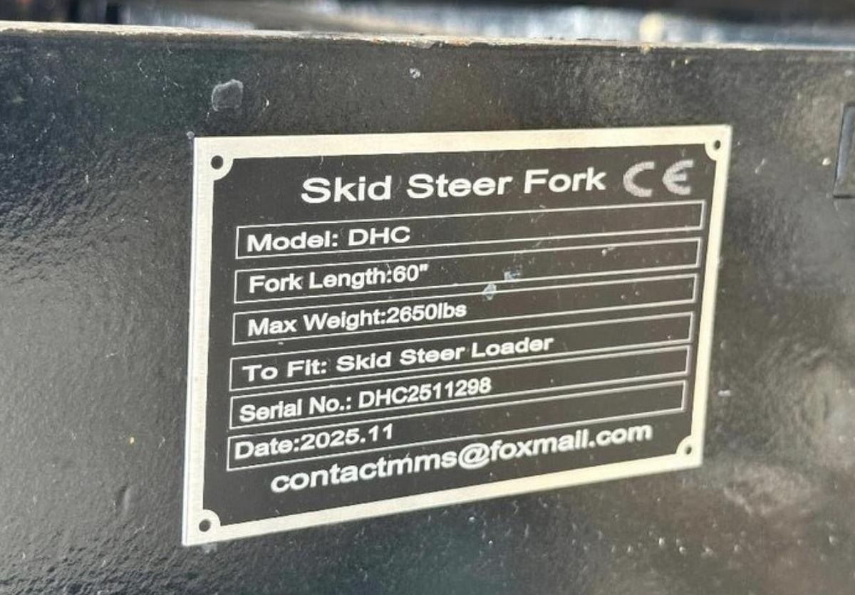 Used 2026 CAPTOK CK-DHC 60in Forks Skid Steer Attachment (UNUSED)