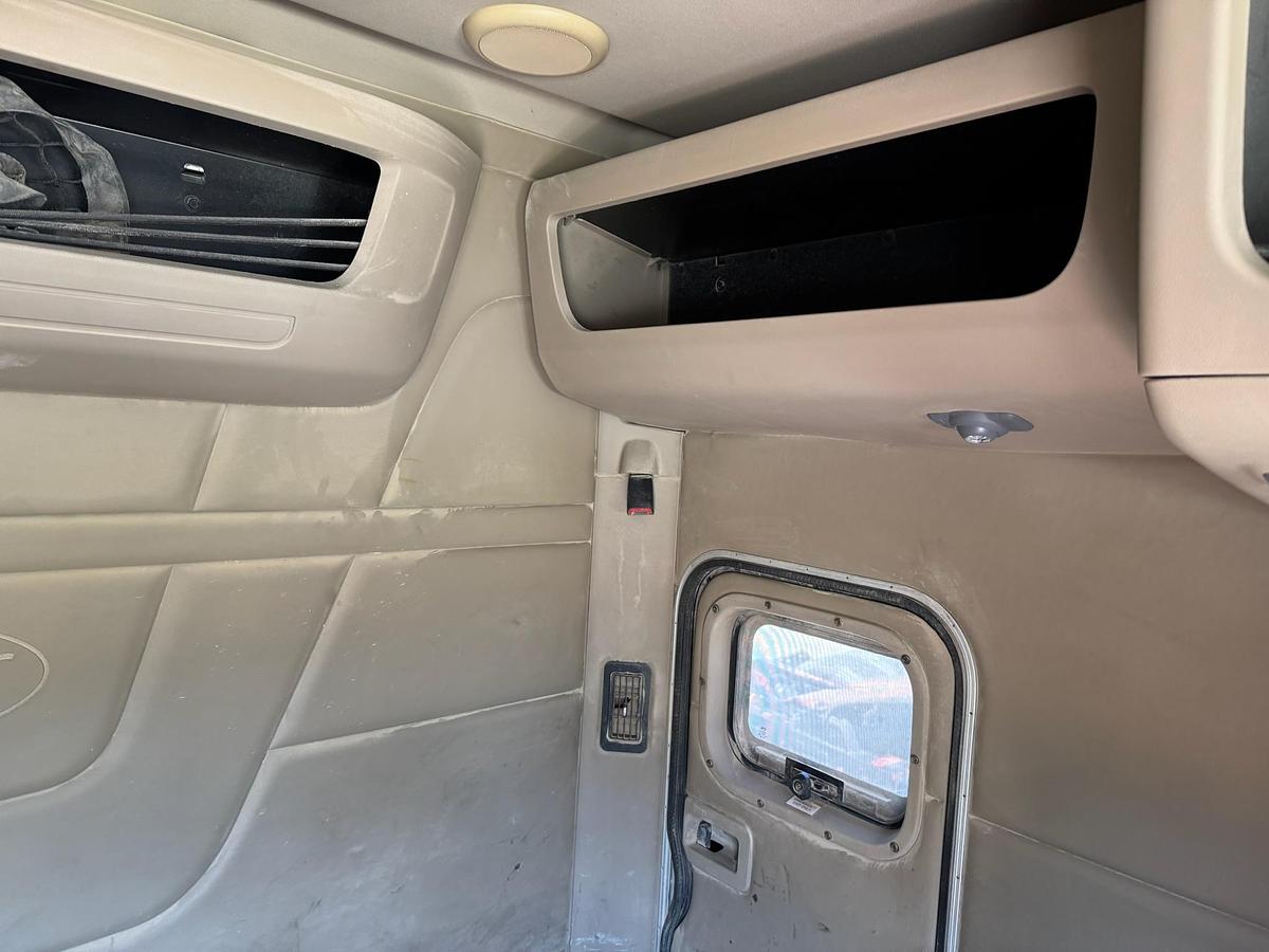 Used 2015 Peterbilt 579 6x4 Sleeper Truck Tractor