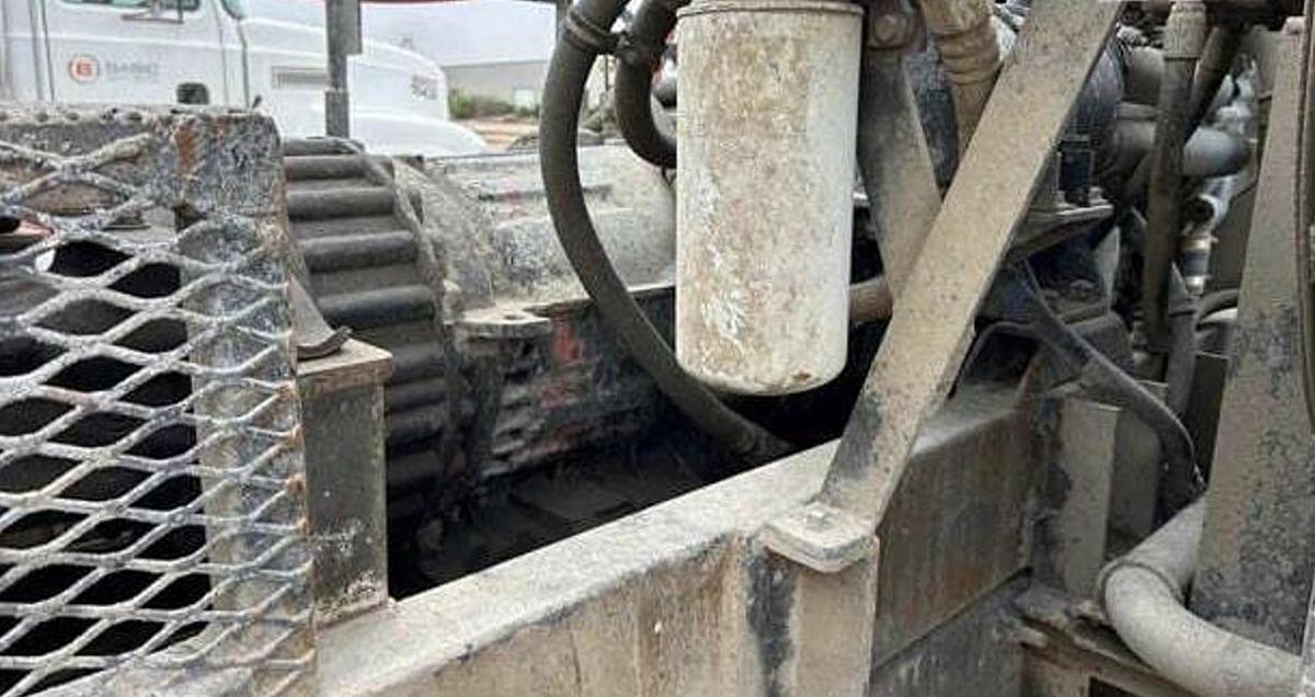 Used 2005 MACK CV513 CEMENT SPM TRIPLEX PUMP TRUCK