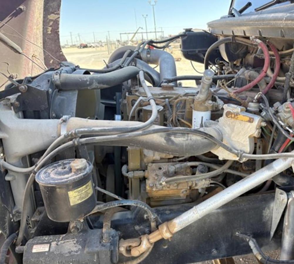 Used 2001 Freightliner FL-70 Mobile Hydraulic Power Pack Truck