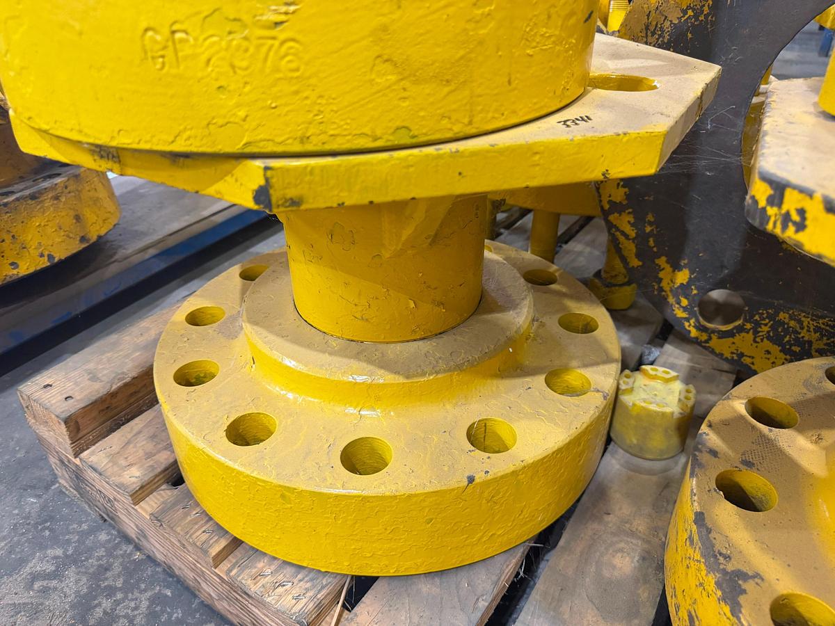 Used 7''-10m Flange with Workplate