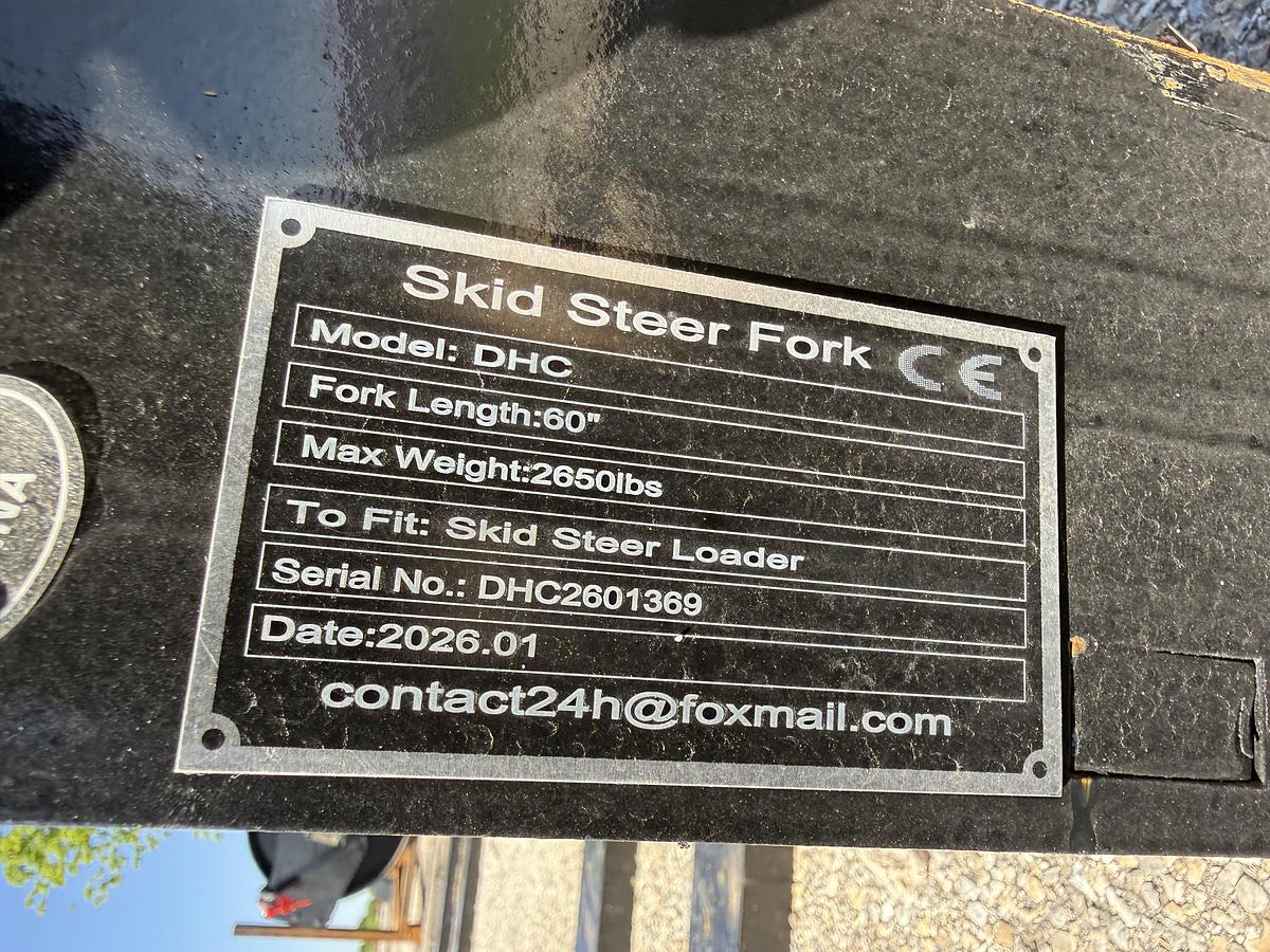 Used 2026 GIYI GY-SF60 60in Side Shift Fork Skid Steer Attachment (UNUSED)