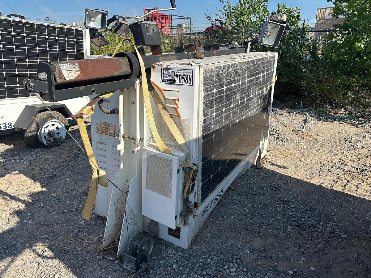 Used Solar Light Tower SLT600, Inoperable Missing Axle and Wheels, Missing Trailer Hitch.
