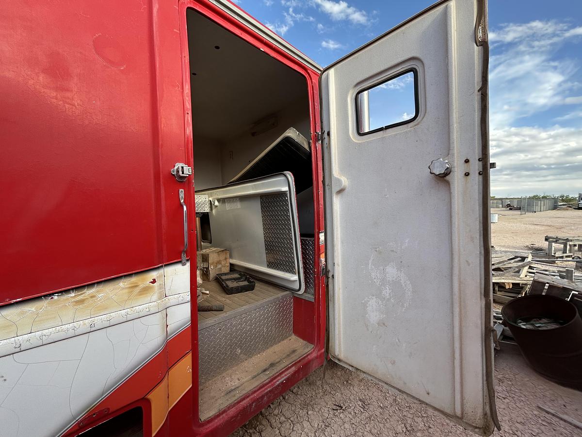Used 2012 International Wireline Truck