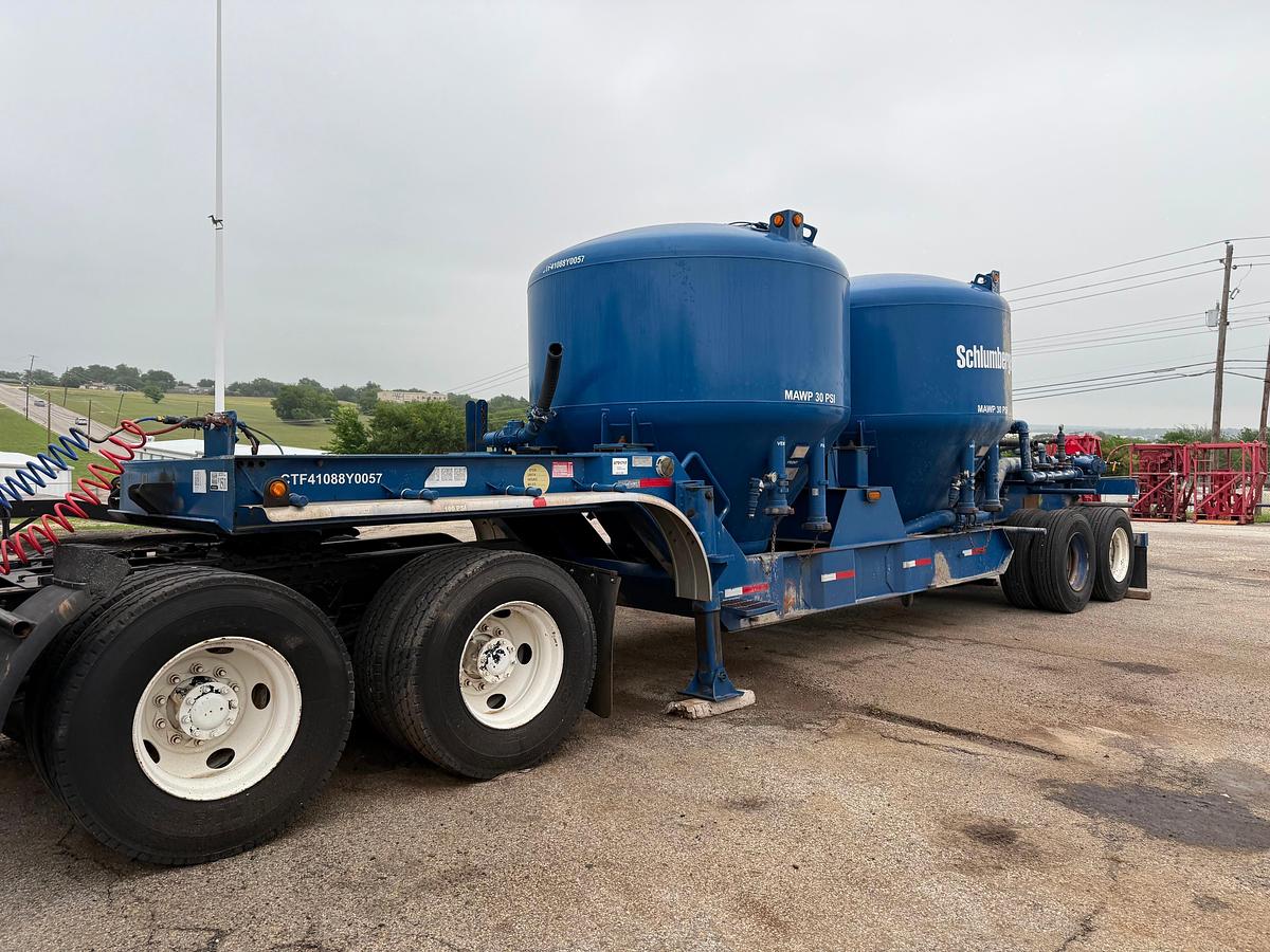 Used 1981 Clark 660 Cement Bulk Trailer