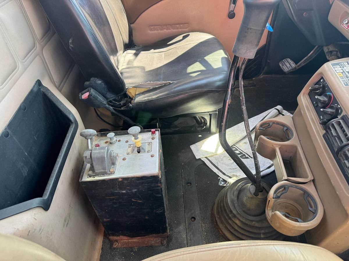 Used 2005 Mack Haul Truck CV713