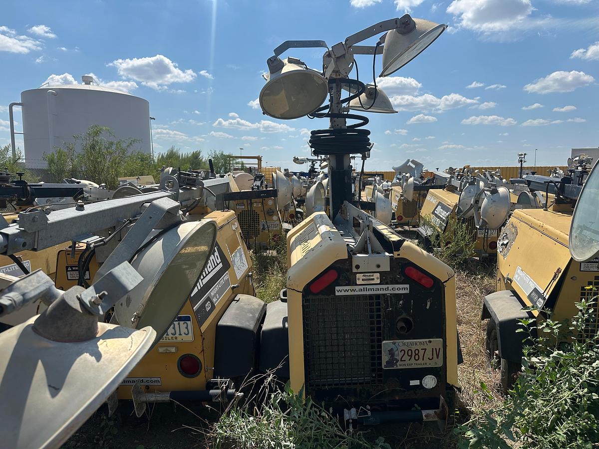 Used Allmand Night-Lite 2 8KW Light Plant with CAT Engine