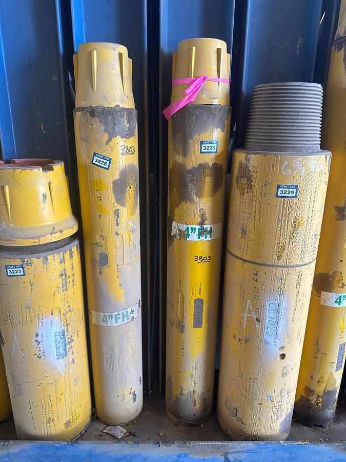 Used (8) Hydraulic Cylinder / Actuator 4'' FH Connection