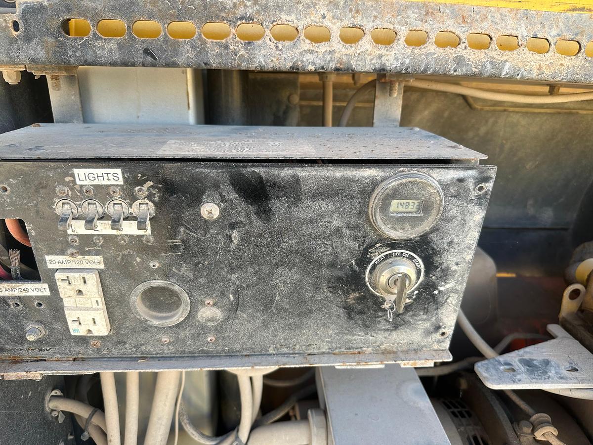 Used Allmand Night-Lite Pro 2 8kw Light Plant with CAT Engine