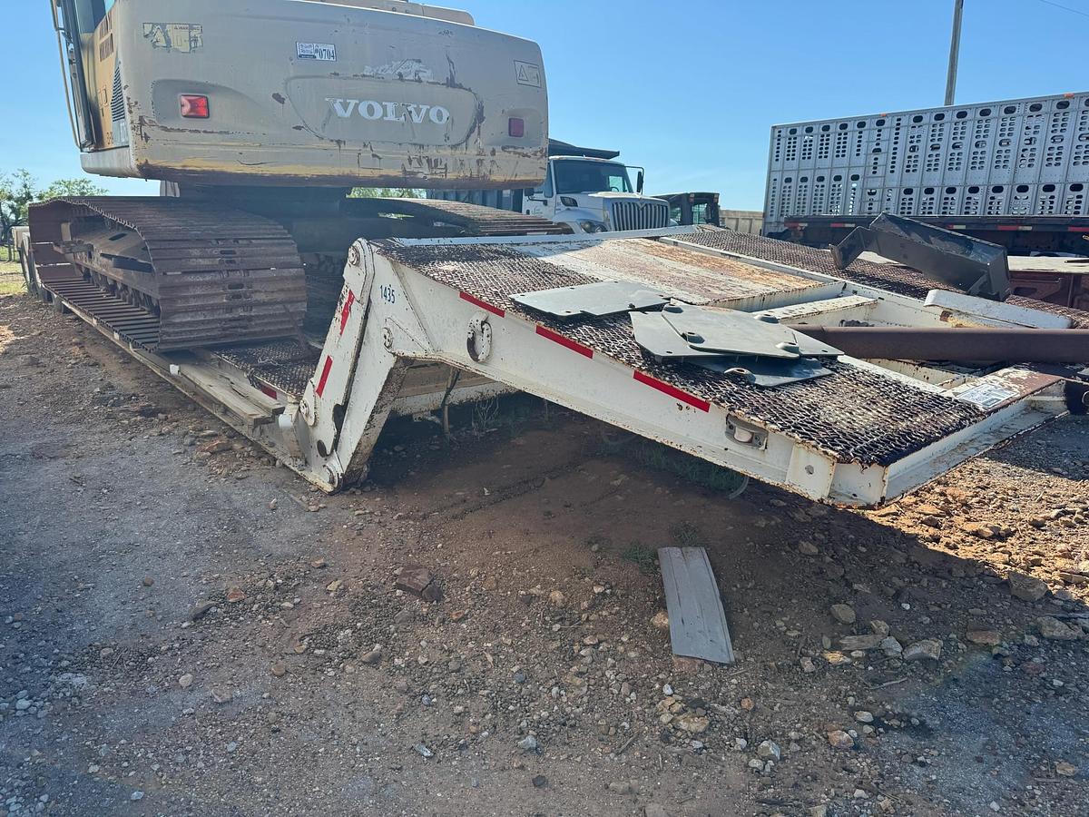 Used 1979 Gooseneck Lowboy Trailer