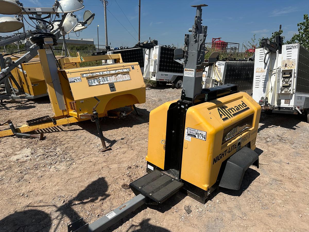 Used Allmand Night-Lite Pro 2 7.5kw Light Plant with Kubota Engine and Pancake Generator, Inoperable,