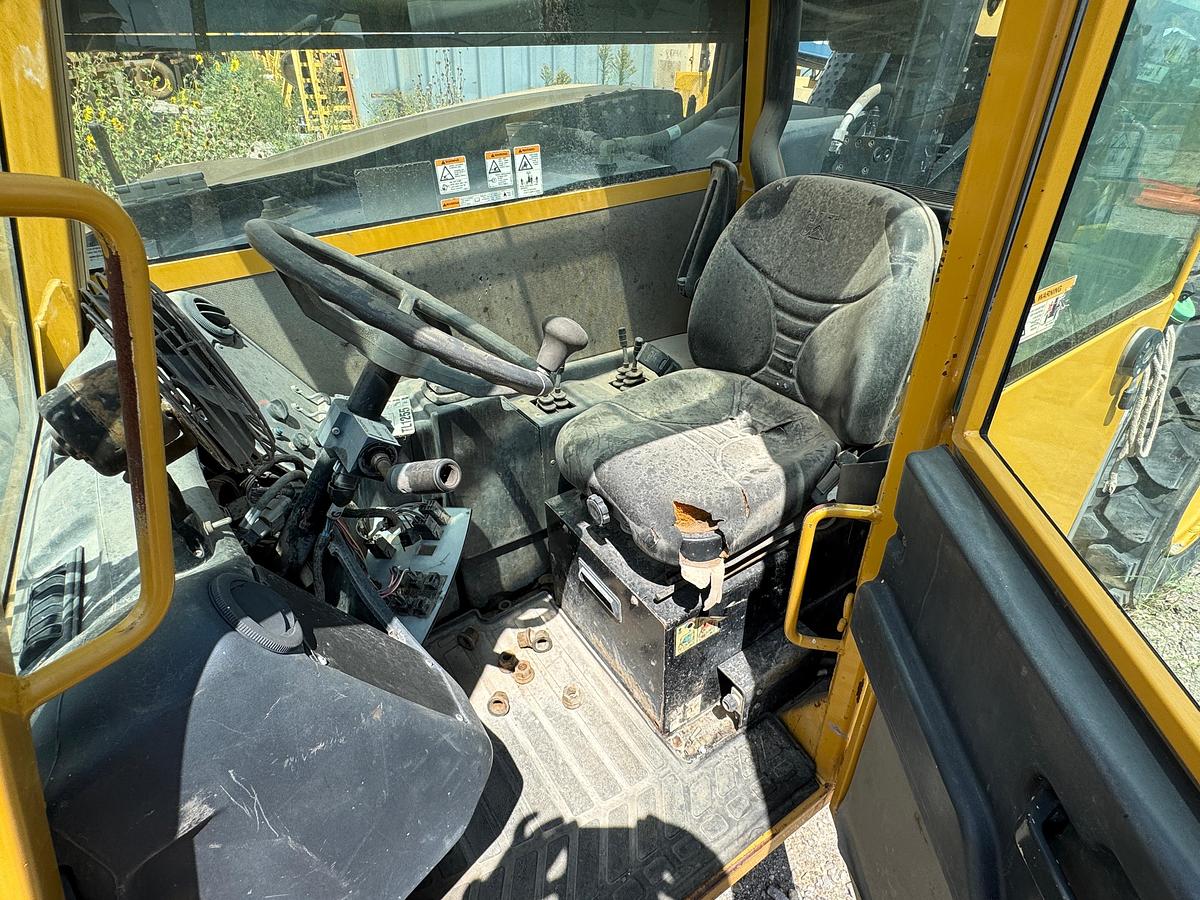 Used 2012 Caterpillar TL1255 Telehandler