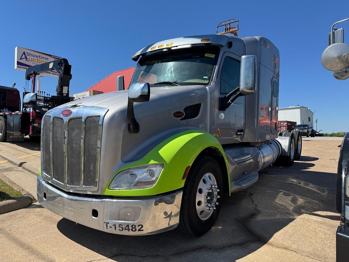 Used 2015 Peterbilt 579 6x4 Sleeper Truck Tractor