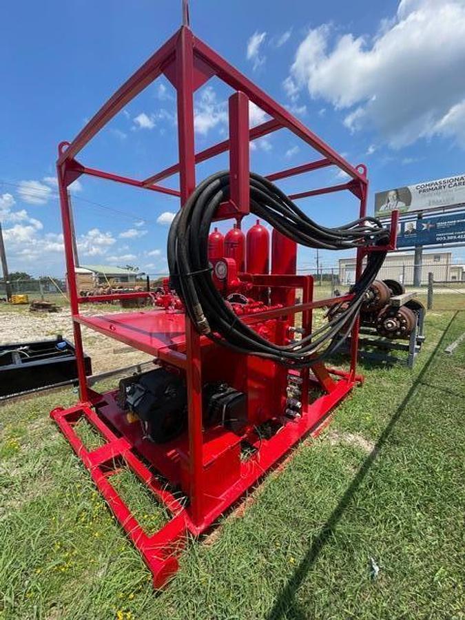 Used BOP 4 Station Closing Unit