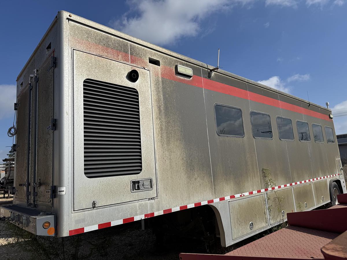 Used 2015 Stewart & Stevenson ET-33 EXP Frac Data Van